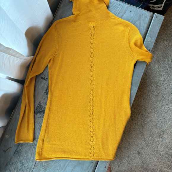 Qi Cashmere marigold yellow turtleneck sweater | size small - Picture 4 of 6
